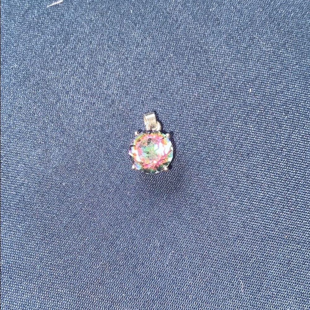 Multicolored stone pendant